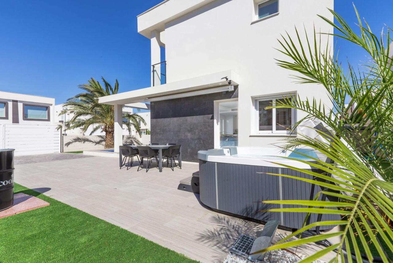 Casa Bos Dolpfin Wellness Luxury Entire Villa Pool & Jacuzzi Gran Alacant Near Beach Puerto Marino Eksteriør billede